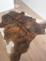 Koeienhuid Vloerkleed - Uniek en Sfeervol, Ophalen, 150 tot 200 cm, 200 cm of meer, Zo goed als nieuw