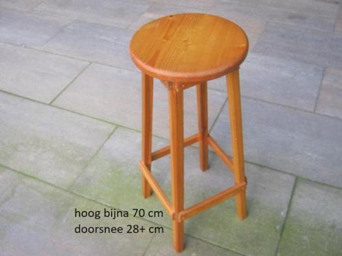 bloemen-plantentafel, kruk, hoge kruk, grenen, houten krukje, Huis en Inrichting, Woonaccessoires | Overige, Gebruikt, Ophalen