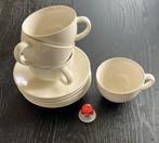 4 koppen en 5 schotels wit / creme Iittala, Ophalen of Verzenden, Porselein, Overige stijlen, Kop(pen) en/of Schotel(s)