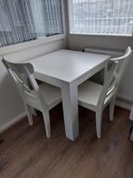 Ingolf eettafel met 2 stoelen en bijbehorende kussens, Gebruikt, Ophalen