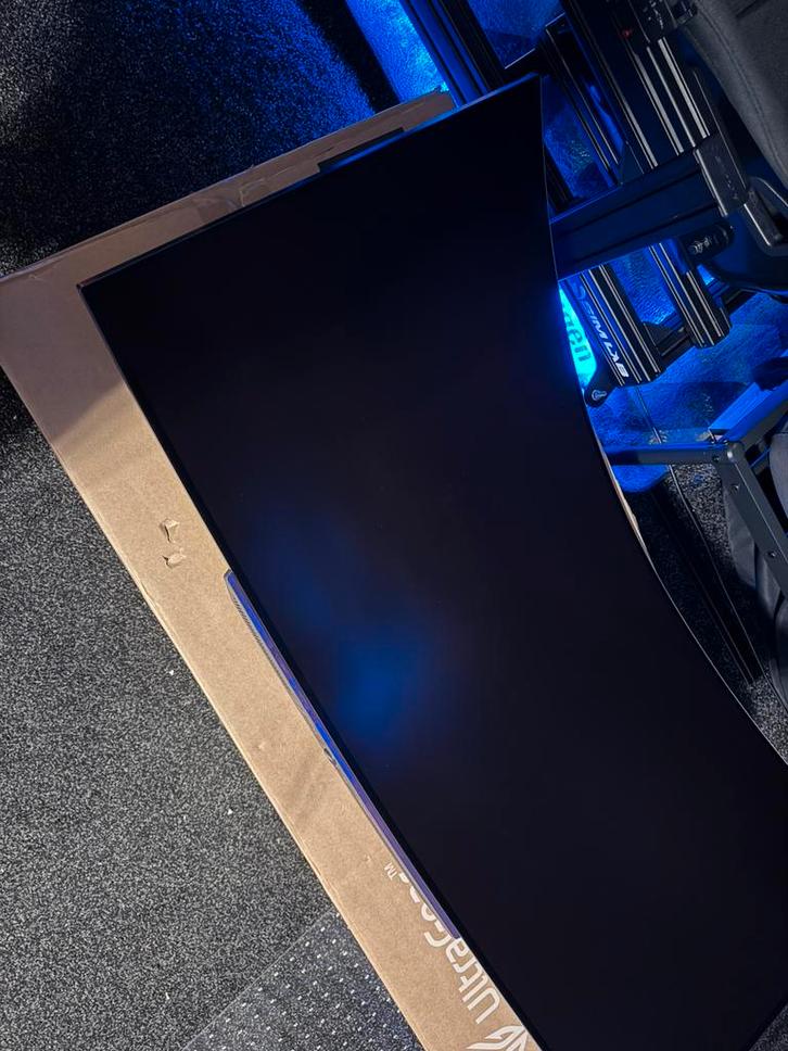 LG Ultragear 45GS95QE, Computers en Software, Monitoren, Zo goed als nieuw, 201 Hz of meer, DisplayPort, HDMI, Gaming, Curved