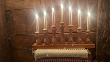 Zweedse houten kerstverlichting . beschikbaar voor biedingen