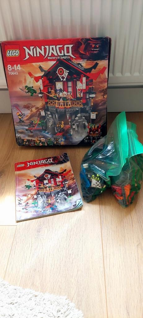 Lego ninjago set 70643 Tempel van de opstand, Kinderen en Baby's, Speelgoed | Duplo en Lego, Zo goed als nieuw, Lego, Complete set