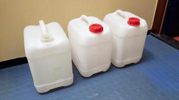 *** JERRYCANS - 10 liter (3 stuks) *** beschikbaar voor biedingen