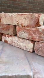 Oude metselstenen/bakstenen/gevelstenen/gebikte stenen, Doe-het-zelf en Verbouw, Ophalen of Verzenden, Zo goed als nieuw, Bakstenen