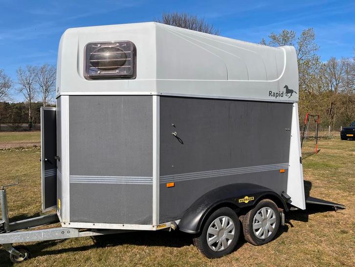 Paardentrailer Humbaur 2009 - Opknapper, Auto diversen, Aanhangers en Bagagewagens, Gebruikt, Ophalen