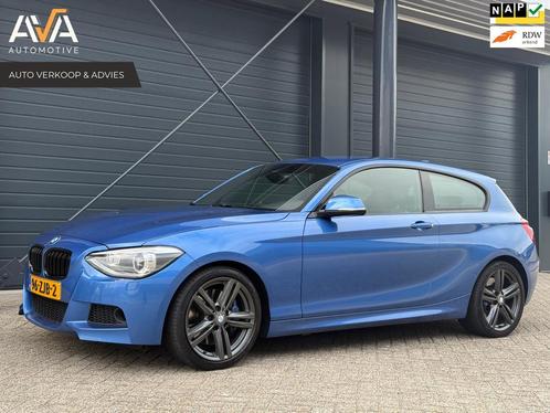 BMW 1-serie 125i Upgrade Edition, Sportonderstel, Leder, M p, Auto's, BMW, Bedrijf, Te koop, 1-Serie, ABS, Airbags, Airconditioning