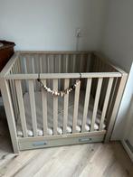 TWF box Lieke zachtgroene box met lade, matras en hoezen, Ophalen, Gebruikt, Rechthoekig, In hoogte verstelbaar