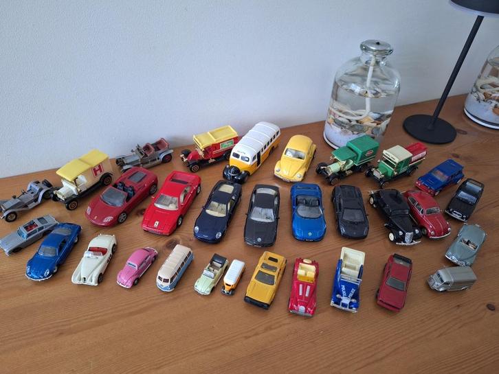 Miniatuurauto's diverse grote, Hobby en Vrije tijd, Modelauto's | 1:43, Zo goed als nieuw, Auto, Overige merken, Ophalen of Verzenden