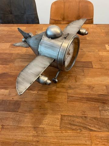 🕰️Tafelklok Vliegtuig Model - Decoratief & Uniek! beschikbaar voor biedingen