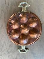 Rood/geel koperen poffertjes/escargot pan, Antiek en Kunst, Antiek | Keukenbenodigdheden, Ophalen of Verzenden