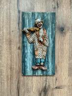 Clown.. Mooi stenen beeld op hout., Ophalen of Verzenden, Zo goed als nieuw