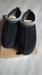 Ugg tazz zwart 37 platform, Kleding | Dames, Schoenen, UGG, Ophalen of Verzenden, Zo goed als nieuw, Instappers