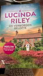 Lucinda Riley - De verborgen belofte, Lucinda Riley, Ophalen of Verzenden, Zo goed als nieuw, Nederland