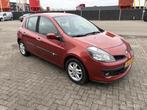 Renault Clio 1.4-16V Dynamique Luxe, Auto's, Gebruikt, 4 cilinders, Handgeschakeld, 1120 kg