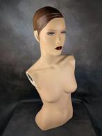 Dames etalagepop torso met hoofd, oorbelgaatjes, 73 cm, Ophalen of Verzenden, Gebruikt, Paspop