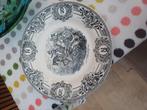 Porseleinen bord Napoleon

Boch

Diamater: 23cm, Ophalen of Verzenden