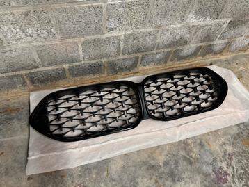 BMW F44 grill (2 reeks Gran Coupe) beschikbaar voor biedingen