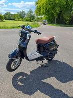 La souris retro scooter lichte opknapper/ project, Ophalen, Zo goed als nieuw