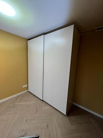 Kledingkast PAX (Ikea) net schuifdeuren, wit, 2 meterx2.36 - afbeelding 3