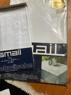 Smail - Wit damast nieuw tafelkleed, Huis en Inrichting, Keuken | Textiel, Ophalen of Verzenden, Nieuw, Wit, Tafelkleed of Tafelzeil