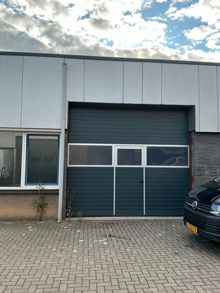 Bedrijfsruimte/ Bedrijfsunits/ opslag, Diensten en Vakmensen, Verhuizers en Opslag, Opslag