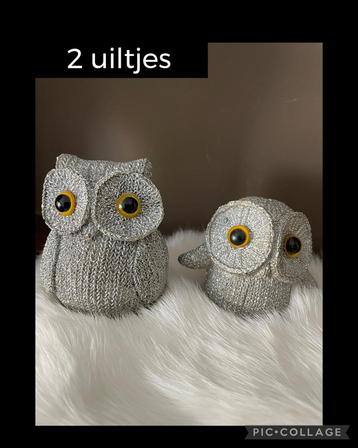 Stenen Uiltjes - Set van 2 beschikbaar voor biedingen