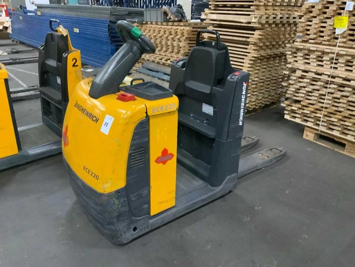 2007 Jungheinrich ECE 220 Orderpicker, Zakelijke goederen, Machines en Bouw | Heftrucks en Intern transport, Orderpicker, Overige aandrijving