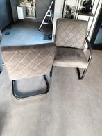 Vier eetkamerstoelen industriëel zgan, Huis en Inrichting, Stoelen, Ophalen, Zo goed als nieuw, Grijs, Vier