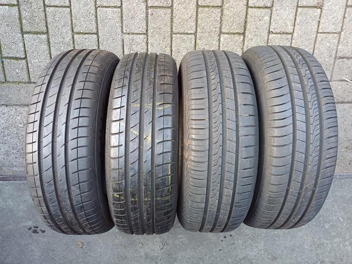 Hyundai I30/20 Lichtmetalen velgen banden 195 65 15, Auto-onderdelen, Banden en Velgen, Band(en), Zomerbanden, 15 inch, 195 mm