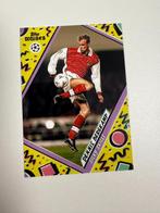Dennis Bergkamp Silky Skills Topps Decades, Ophalen of Verzenden, Nieuw, Buitenlandse clubs, Poster, Plaatje of Sticker