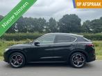 Alfa Romeo Stelvio 2.0 T Q4 Luxery, 320pk, 20",Pano, vol!, Automaat, 4 cilinders, 2000 kg, Zwart