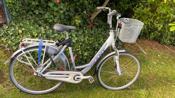 Damesfiets GIANT Ultimo Cs3 net 7 versnellingen), Fietsen en Brommers, Fietsen | Dames | Moederfietsen, Gebruikt, Giant, 0 zitjes