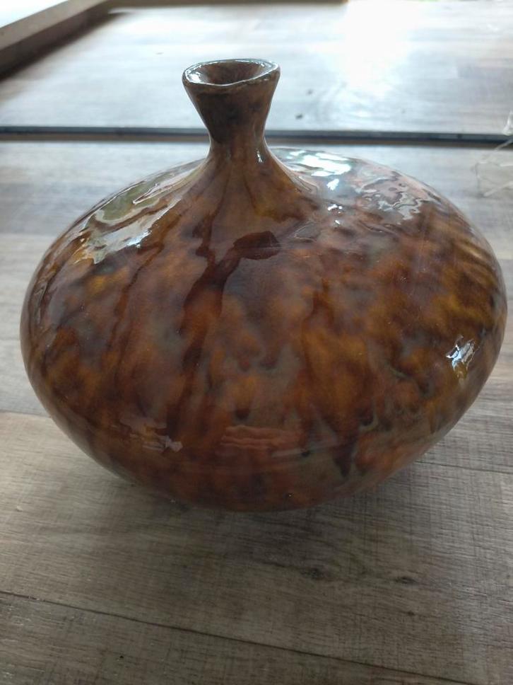 Keramische vaas met bruine glazuur, Antiek en Kunst, Antiek | Vazen, Ophalen of Verzenden