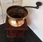 HAND KOFFIE MOLEN MET EEN KOPEREN VUL BAKJE., Overige materialen, Overige typen, Ophalen of Verzenden, Zo goed als nieuw