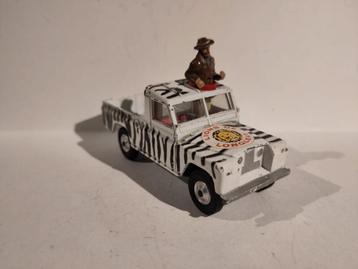 Corgi Toys GS 8 Land Rover Series Lions of Longleat + Figuur beschikbaar voor biedingen