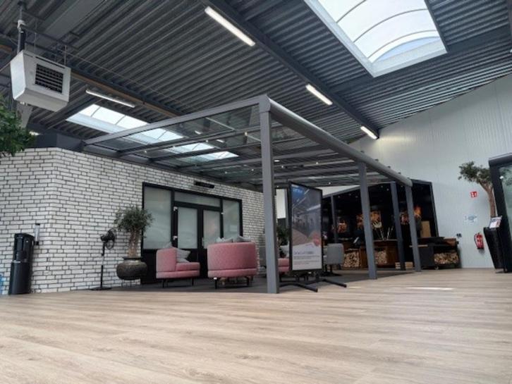ACTIE: SHOWROOMMODEL OVERKAPPING - Gartenlüx Cabrio, Tuin en Terras, Overkappingen, Zo goed als nieuw, Veranda, Ophalen