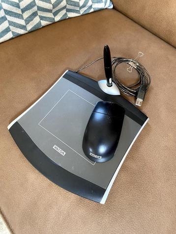 Wacom, tekentablet met pen & muis beschikbaar voor biedingen