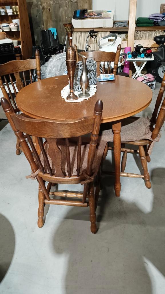 Ronde keukentafel incl stoelen, Huis en Inrichting, Complete eetkamers, Zo goed als nieuw, 4 tot 6 stoelen, Ophalen