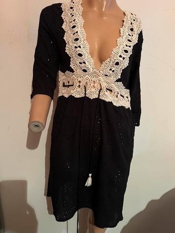 CALZEDONIA jurk met kant maat S  origineel ZGAN beschikbaar voor biedingen