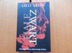 Sally Green - Half Zwart 1 - Half zwart, Boeken, Kinderboeken | Jeugd | 13 jaar en ouder, Fictie, Sally Green, Ophalen of Verzenden