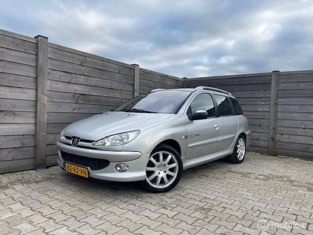 Peugeot 206 SW 1.6-16V Quiksilver Nieuwe APK-Isof-Trekhaak, Auto's, Peugeot, Bedrijf, Te koop, ABS, Airbags, Airconditioning, Alarm