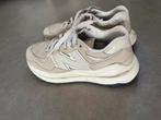 New Balance Sneakers - Maat 36.5, Ophalen of Verzenden, Gedragen, Beige, Sneakers of Gympen