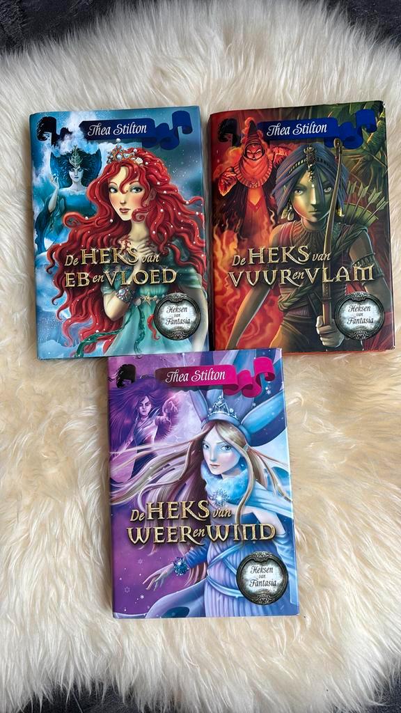 Thea Stilton - Heksen van Fantasia 3 boeken, Boeken, Kinderboeken | Jeugd | 10 tot 12 jaar, Zo goed als nieuw, Ophalen of Verzenden