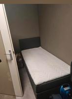 Zo goed als nieuw eenpersoons boxspring inclusief topper., Huis en Inrichting, Slaapkamer | Boxsprings, Ophalen, 90 cm, Eenpersoons