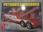 Amt nr.1133/06 peterbilt wrecker, Hobby en Vrije tijd, Ophalen of Verzenden, Zo goed als nieuw, Groter dan 1:32, Overige merken