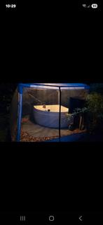 Bubbelbad met tent en ondervloer, Tuin en Terras, Bubbelbaden en Hottubs, Ophalen, Gebruikt, Grondzeil, Inbouw