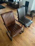 4 nette eetkamerstoelen, bruintinten, met/zonder armleuning, Huis en Inrichting, Stoelen, Ophalen, Gebruikt, Metaal