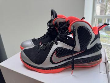 Nike Lebron 9 Mango maat 47 beschikbaar voor biedingen