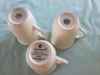 Wedgwood Edme 3x beker groot waarvan 2 nwstaat en 1 lichte, Overige typen, Ophalen of Verzenden, Zo goed als nieuw, Wedgwood